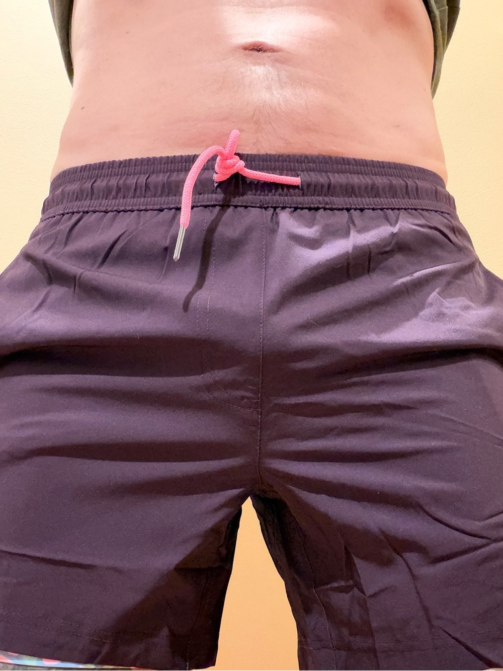 Maamgic FlipFlicker Plum Pink Swim Trunks
5.5" / M
